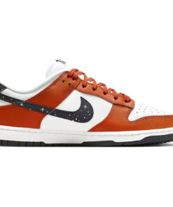Alternative view of Nike Dunk Low 'Night Sky'