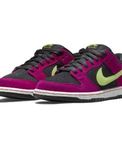 Alternative view of Nike Dunk Low Pro SB 'Red Plum'