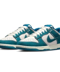 Alternative view of Nike Dunk Low 'Sashiko - Industrial Blue'