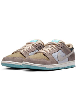 Alternative view of Nike Dunk Low SB 'Big Money Savings'