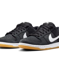 Alternative view of Nike Dunk Low SB 'Black Gum'