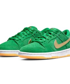 Alternative view of Nike Dunk Low SB ‘St. Patrick’s Day’