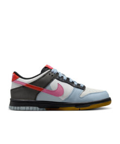Alternative view of Nike Dunk Low SE 'Dance'