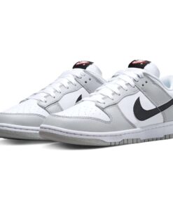 Alternative view of Nike Dunk Low SE 'Jackpot'