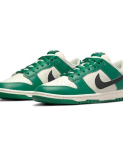 Alternative view of Nike Dunk Low SE 'Lottery Pack - Malachite'