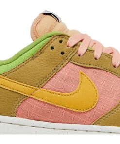 Alternative view of Nike Dunk Low SE 'Sun Club' DM0583-800