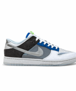 Alternative view of Nike Dunk Low SP 'What The CLOT'