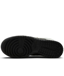 Alternative view of Nike Dunk Low 'Summit White and Cacao Wow'