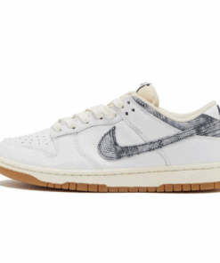Nike Dunk Low 'Washed Denim'
