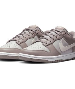 Alternative view of Nike Dunk Low Wmns 'Moon Fossil'