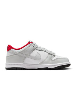 Alternative view of Nike Dunk Low 'Year of the Dragon'