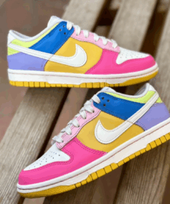 Alternative view of Nike Dunk Low"GalPals"