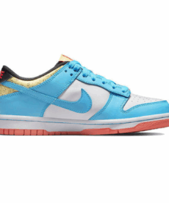 Alternative view of Nike Kyrie Irving x Dunk Low SE 'Baltic Blue Gum'