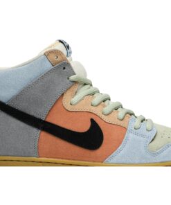 Alternative view of Nike SB Dunk High Pro 'Spectrum' CN8345-001
