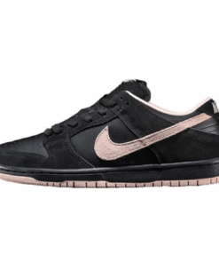 Nike SB Dunk Low 'Black Coral'