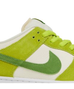 Alternative view of Nike SB Dunk Low Green Apple DM0807-300 Nicesnk