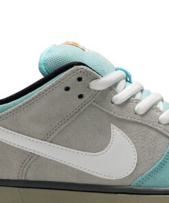 Alternative view of Nike SB Dunk Low Gulf of Mexico 304292-410 Nicesnk