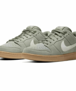 Alternative view of Nike SB Dunk Low 'Horizon Green'