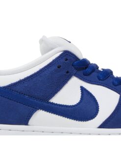 Alternative view of Nike SB Dunk Low Los Angeles Dodgers DO9395-400 Nicesnk