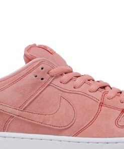 Alternative view of Nike SB Dunk Low 'Pink Pig' CV1655-600
