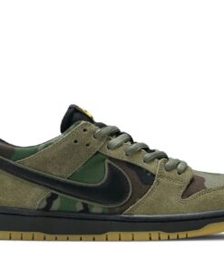Nike SB Dunk Low Pro 'Camo' 854866-209