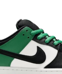 Alternative view of Nike SB Dunk Low Pro 'Classic Green' BQ6817-302