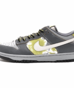 Nike x HUF SB Dunk Low 'Wait, What!?' Friends & Family