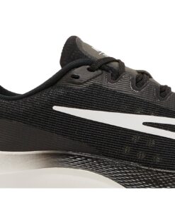 Alternative view of Nike Zoom Fly 5 'Black White' DM8968-001