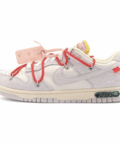 Off-White x Nike Dunk Low 'Lot 33 of 50'