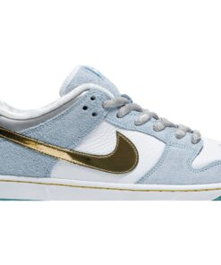 Alternative view of Sean Cliver x Nike SB Dunk Low Holiday Special DC9936-100 Nicesnk