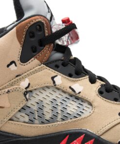 Alternative view of Supreme x Air Jordan 5 Retro Desert Camo 824371-201 Nicesnk