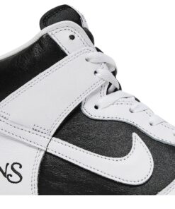 Alternative view of Supreme x Nike SB Dunk High 'By Any Means Black' DN3741-002