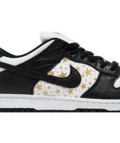 Alternative view of Supreme x Nike SB Dunk Low OG QS Black DH3228-102 Nicesnk