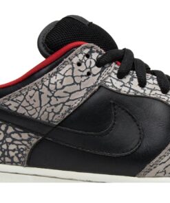 Alternative view of Supreme x Nike SB Dunk Low Pro Black Cement 304292-131 Nicesnk
