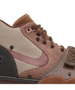 Alternative view of Travis Scott x Nike Air Trainer 1 SP 'Wheat' DR7515-200