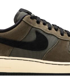 Alternative view of UNDEFEATED x Nike Air Force 1 Low SP Ballistic DH3064-300 Nicesnk
