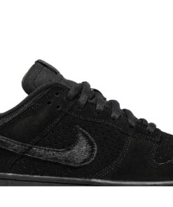 Alternative view of UNDEFEATED x Nike Dunk Low Dunk vs AF1 Black DO9329-001 Nicesnk