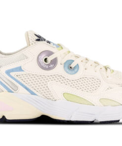 (Women) adidas Astir Off White Clear Sky Green GZ4331