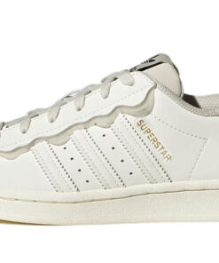 (Women) adidas originals Superstar Sneakers Creamy GW4441 Nicesnk