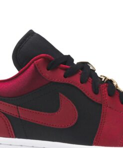 Alternative view of (Women) Air Jordan 1 Low SE 'Dark Beetroot' DB6491-600