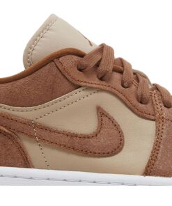 Alternative view of (Women) Air Jordan 1 Low SE 'Legend Coffee' FJ3453-200