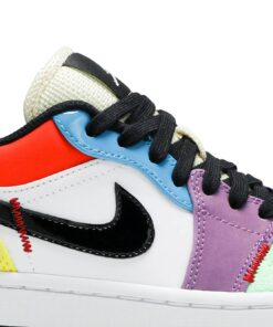 Alternative view of (Women) Air Jordan 1 Low SE 'Lightbulb' CZ3572-104