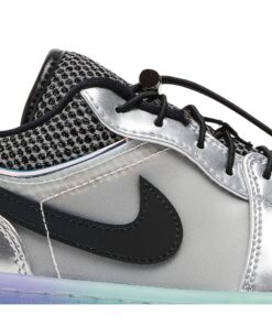 Alternative view of (Women) Air Jordan 1 Low SE 'Metallic Silver Gradient' DJ5199-109