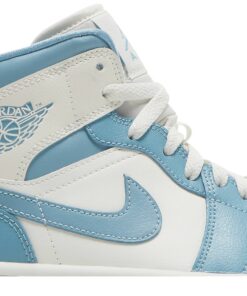 Alternative view of (Women) Air Jordan 1 Mid 'UNC' BQ6472-141