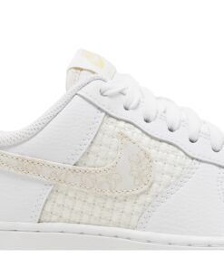 Alternative view of (Women) Nike Air Force 1 '07 SE 'Flower Swoosh' DO9458-100