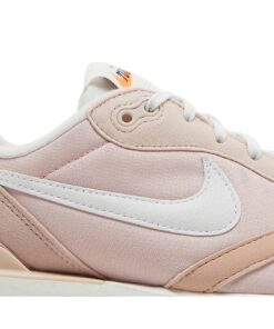 Alternative view of (Women) Nike Air Max Dawn 'Pink Oxford' DC4068-601