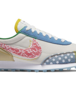(Women) Nike Daybreak 'Bright Crimson' CZ8681-167