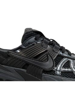 Alternative view of (Women) Nike V2K Run 'Black Anthracite' FD0736-001