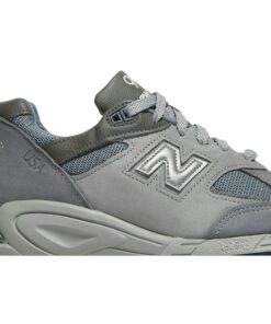Alternative view of WTAPS x New Balance 990v2 Made In USA Grey M990WT2 Nicesnk