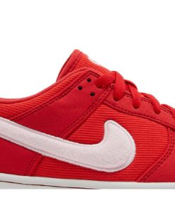 Alternative view of (Youth) Nike Dunk Low 'Valentine's Day' FZ3548-612